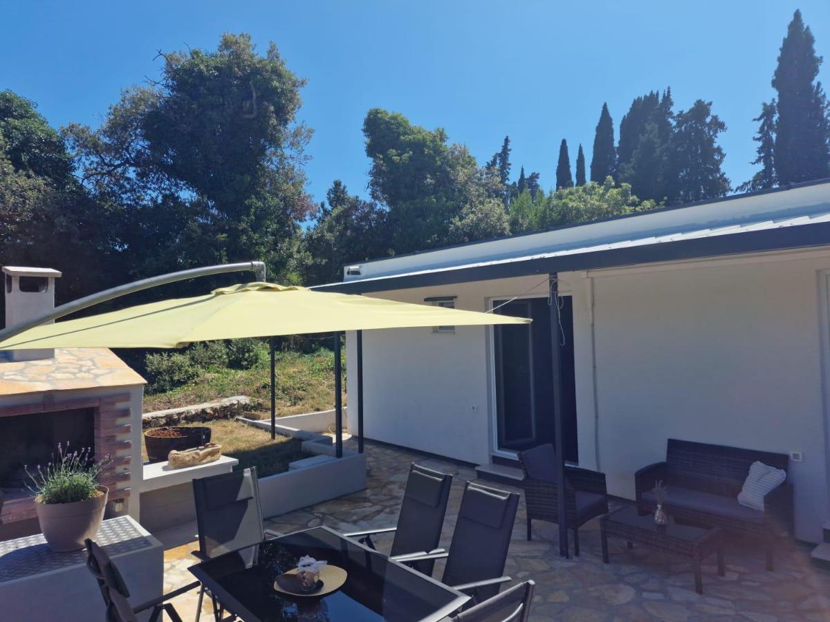 Mint-Vacation House Žman Exterior foto