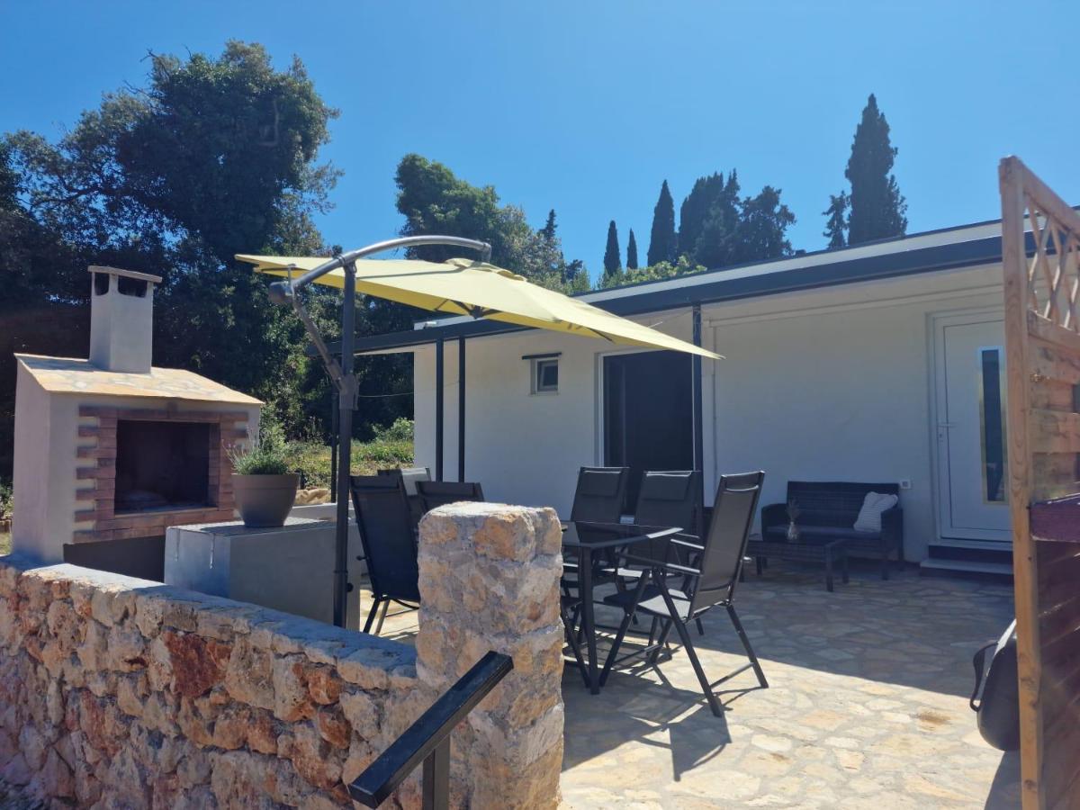 Mint-Vacation House Žman Exterior foto